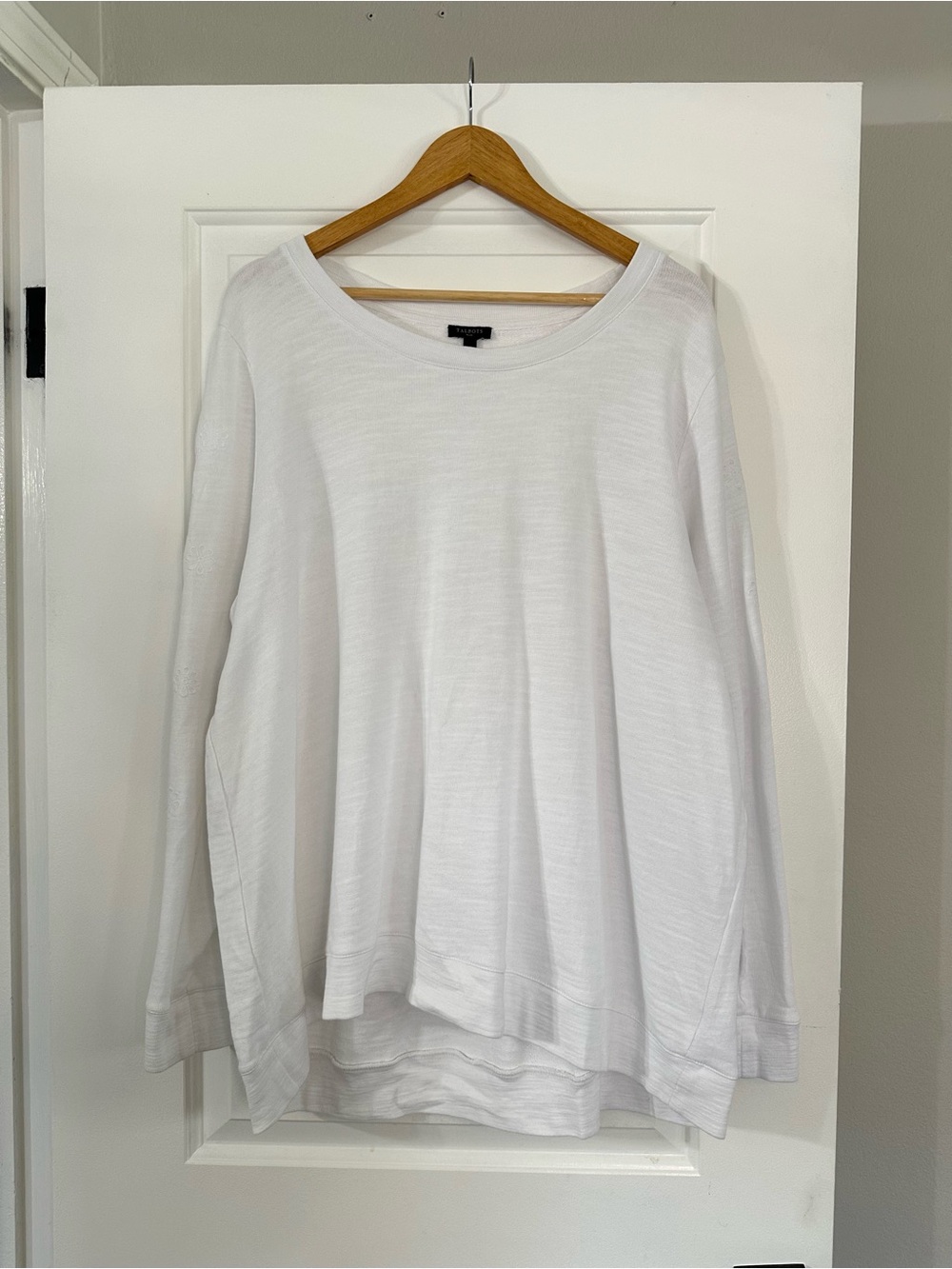 Talbots 100% Cotton Eyelet Long Sleeve Lightweight Sweatshirt, White, Size 2X